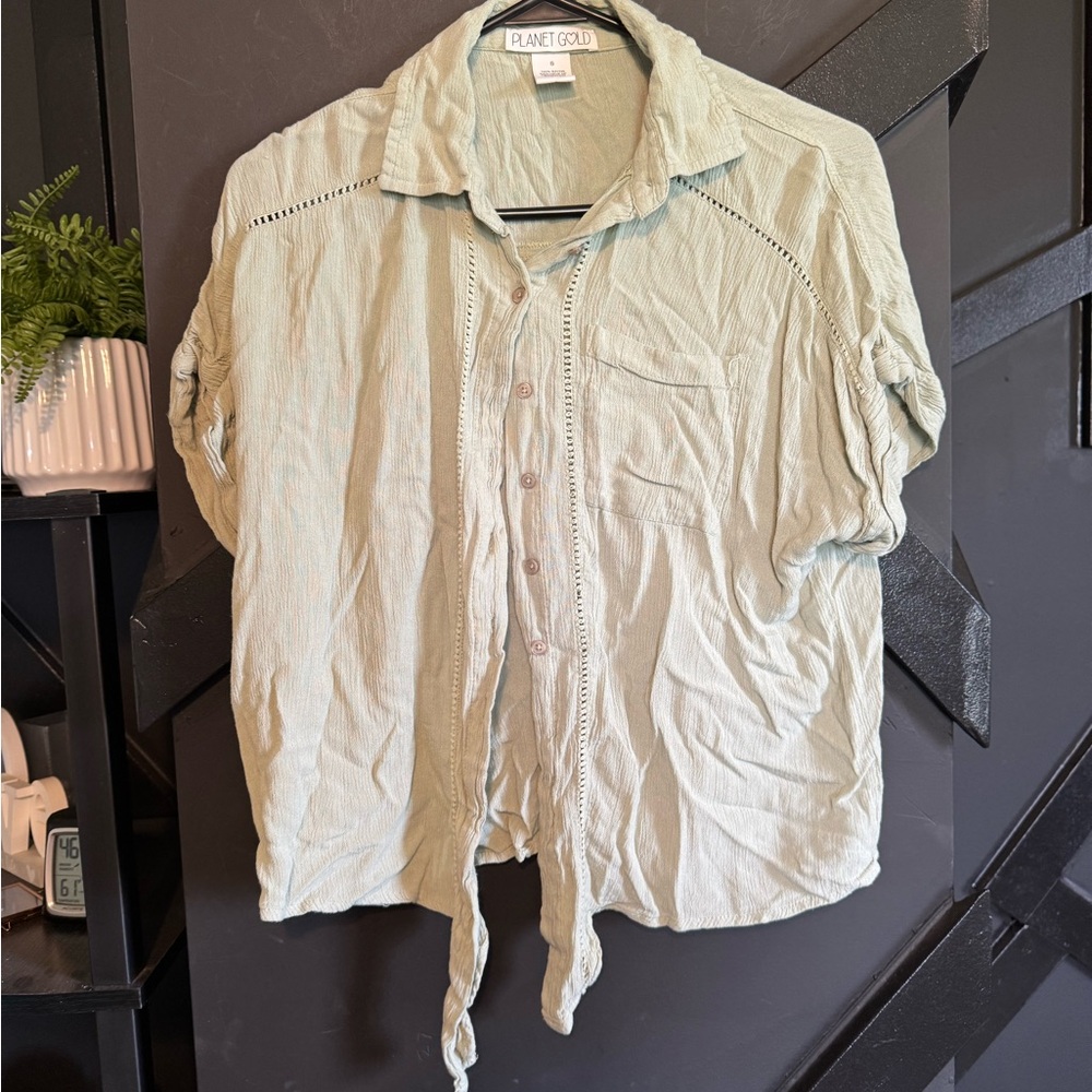 Planet Gold Light Green Cropped Tie-Front Button Down Top Women’s Size S